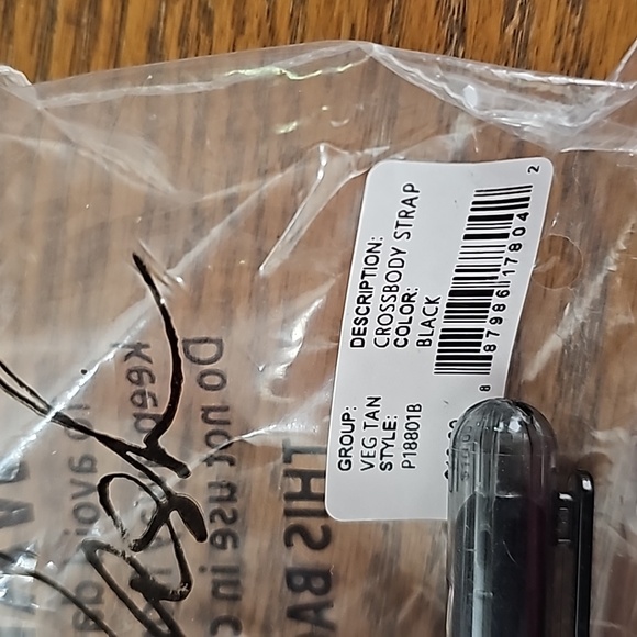 Patricia Nash Black Leather Crossbody Strap NWT - Picture 2 of 4